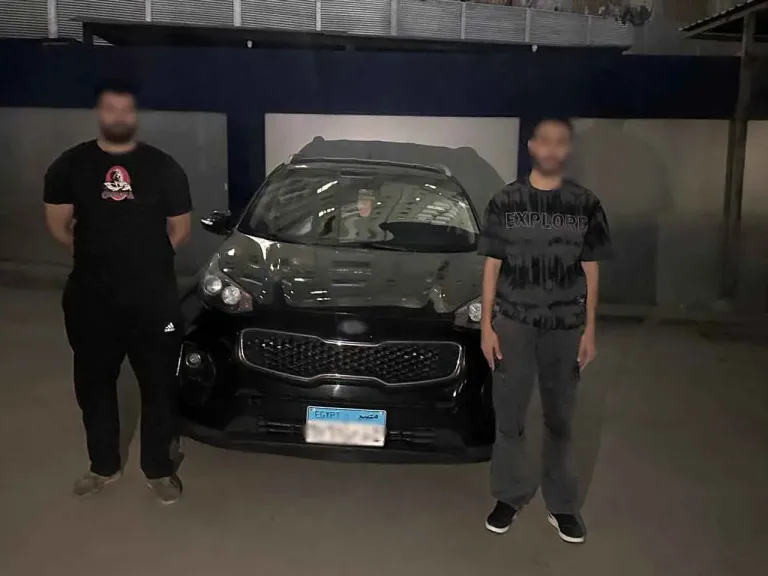 المتهمين 