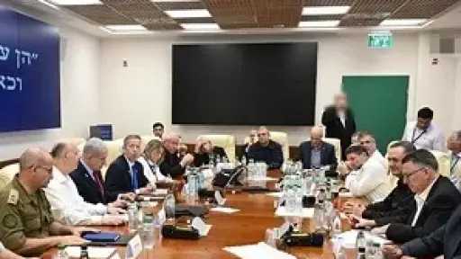 رغم هدنة معلنة من واشنطن.. نتنياهو: نعمّق عملياتنا في لبنان والجيش يعمل بقوات كبيرة على الأرض