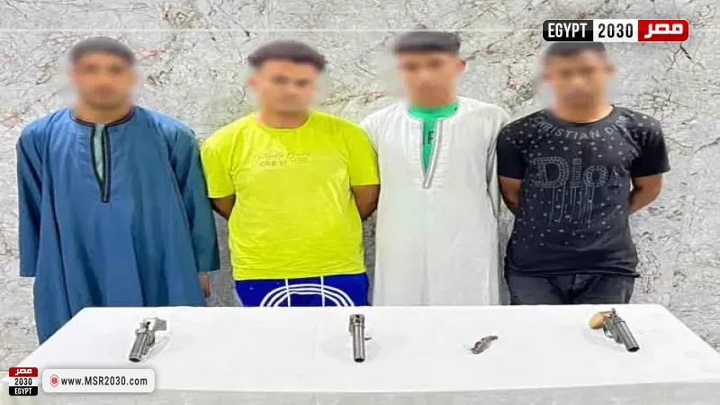 المتهمين 