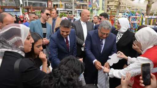محافظ الدقهلية يشارك الأطفال الأيتام وأسرهم الاحتفال بعيد... محافظ الدقهلية يشارك الأطفال الأيتام وأسرهم الاحتفال بعيد الأضحى بحديقة جوهرة المنصورة