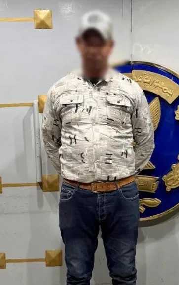 ضبط منادي سيارات بدون ترخيص لابتزاز المواطنين مقابل ركن السيارات ببني سويف