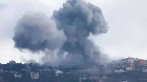 الجيش الإسرائيلي ينذر بإخلاء بلدة زفتا جنوبي لبنان تمهيدا لقصفها