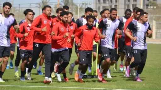 النائب الدكتور أحمد العطيفي وقيادات حماة الوطن بأسيوط... النائب الدكتور أحمد العطيفي وقيادات حماة الوطن بأسيوط يهنئون نادي بترول أسيوط بالصعود إلى الدوري الممتاز
