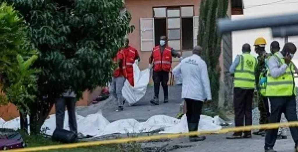 الشرطة الكينية تتعرف على هوية 7 طالبات تسببن في اندلاع حريق بمدرسة داخلية للفتيات