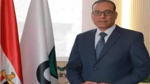 مصطفى عزام: «فيفا يراجع مصروفات اتحاد الكرة 3 مرات سنويًا.. وكل مليم مسند بالورق»