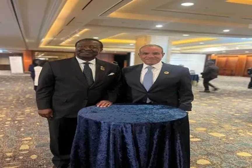 وزير الخارجية يلتقي نظيره الكيني لبحث تعزيز الشراكة الاستراتيجية والتعاون الثنائي