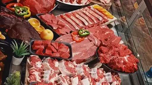 شعبة القصابين: انخفاض أسعار اللحوم مرهون بعودة حركة البيع والشراء بعد العيد