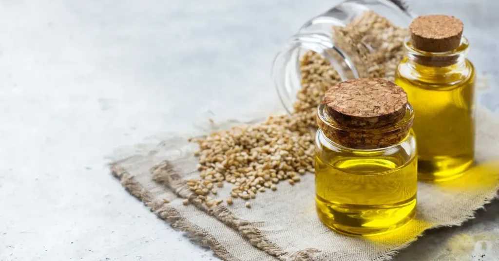 زيت السمسم.. كنز طبيعي للعناية بالشعر والبشرة والأسنان