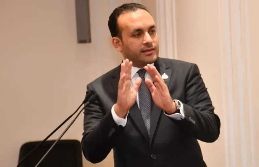 النائب عمرو فهمي خلال مناقشة الحساب الختامي لوزارة التعليم: نحتاج معلمين وعمالة بالمدارس قبل أي شيء آخر