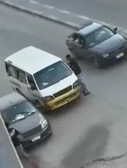 كشف ملابسات فيديو متداول حول تحصيل مبالغ مالية من سائقي الأجرة بعين شمس