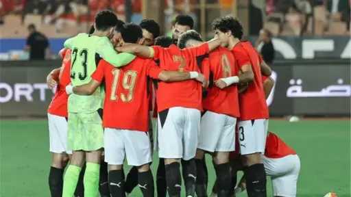 “إقبال كبير”.. اتحاد الكرة يعلن بيع أكثر من... “إقبال كبير”.. اتحاد الكرة يعلن بيع أكثر من 40 ألف تذكرة لمباراة مصر والبرازيل