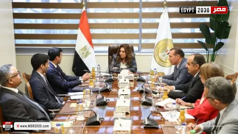 اجتماع وزيرة التنمية المحلية والبيئة