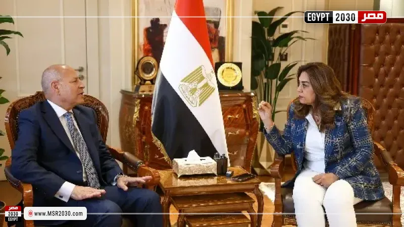 وزيرة التنمية المحلية والبيئة