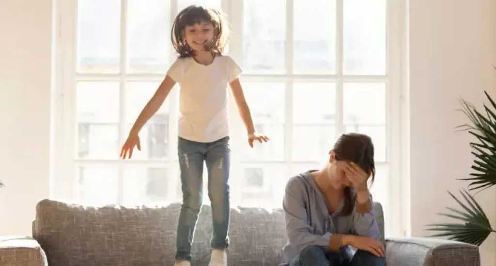 علاج اضطراب فرط الحركة ونقص الانتباه لدى الأطفال.. هل يبدأ بالأدوية؟