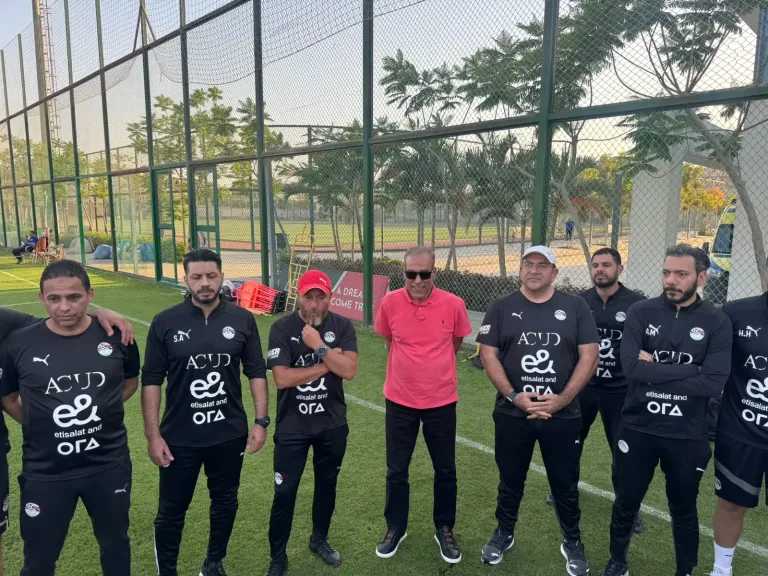 مصطفى عزام يجتمع بمنتخب مصر للشباب ويؤكد دعم مجلس الإدارة لتحقيق بطولة شمال أفريقيا