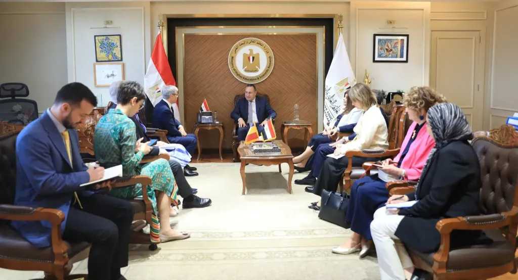 وزير التعليم العالي يستقبل المرشح الروماني لمنصب الأمين العام للفرانكفونية