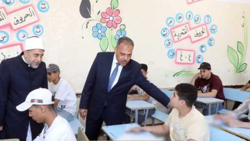 محافظ الشرقية يتفقد لجان الثانوية الأزهرية ويؤكد: تذليل العقبات وتوفير مناخ مناسب للطلاب