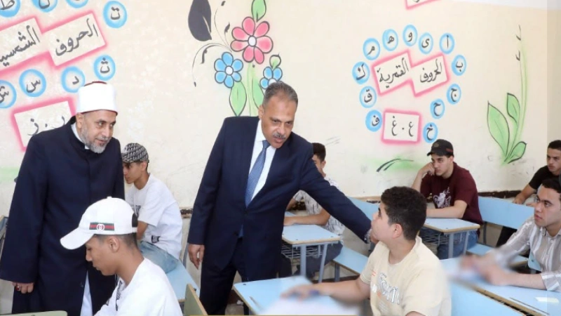 محافظ الشرقية يتابع امتحانات الإعدادية