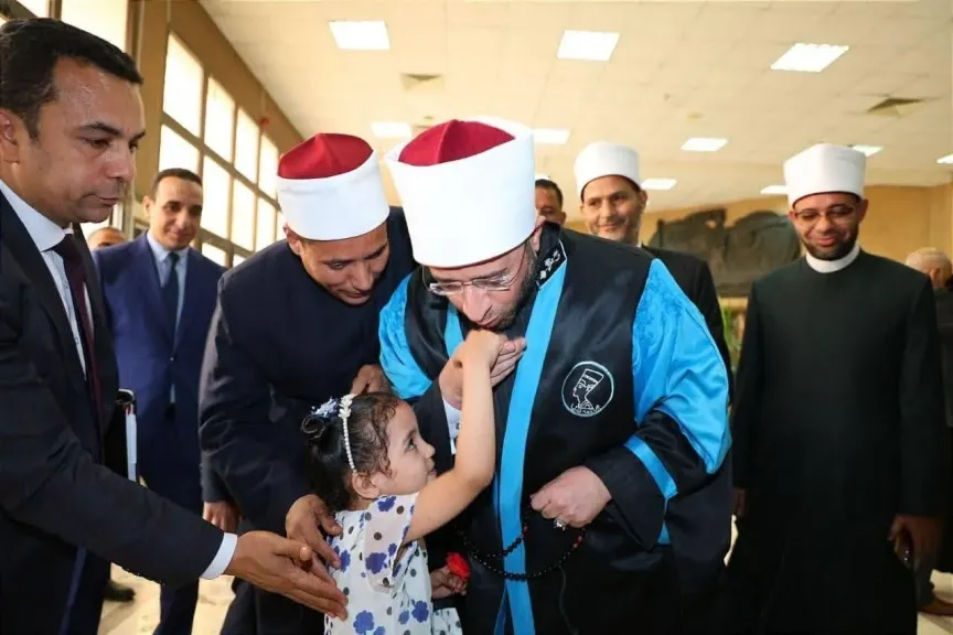  الأستاذ الدكتور أسامة الأزهري