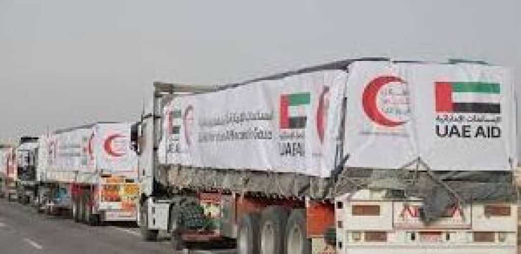 عبور 60 شاحنة مساعدات إماراتية إلى كرم أبو سالم ضمن عملية «الفارس الشهم 3» لدعم غزة