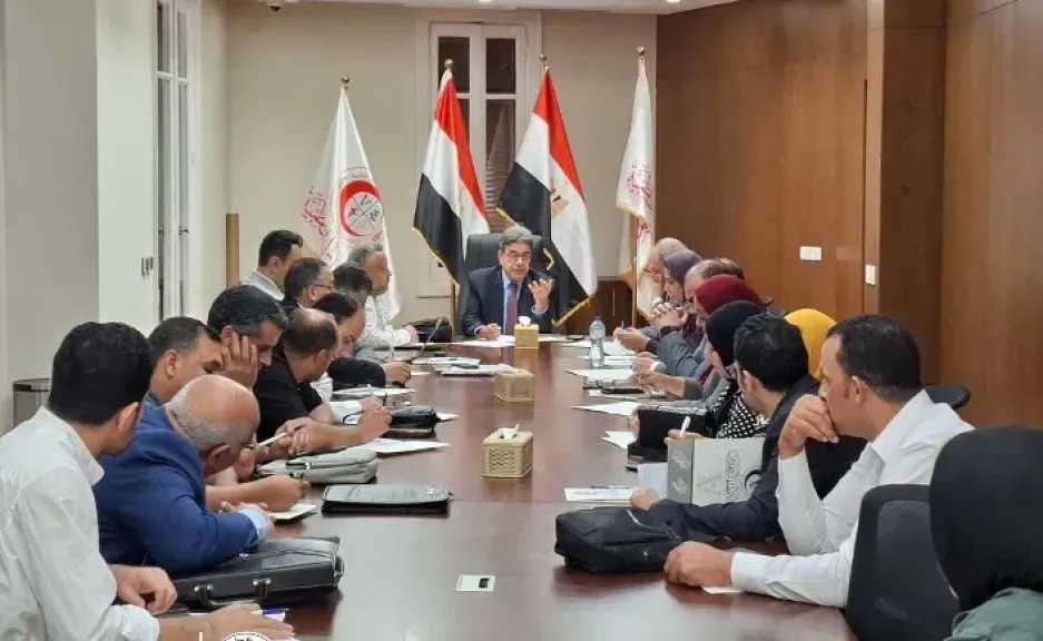 مجلس نقابة الأطباء البيطريين يقرر مخاطبة رئيس الوزراء والتعليم العالي لتعديل لائحة سنة الامتياز