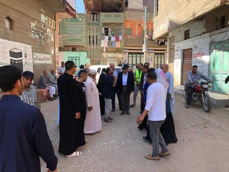 محافظ الدقهلية يتفقد قرية ”نشا” بمركز نبروه و يُثني على مستوى النظافة بالقرية