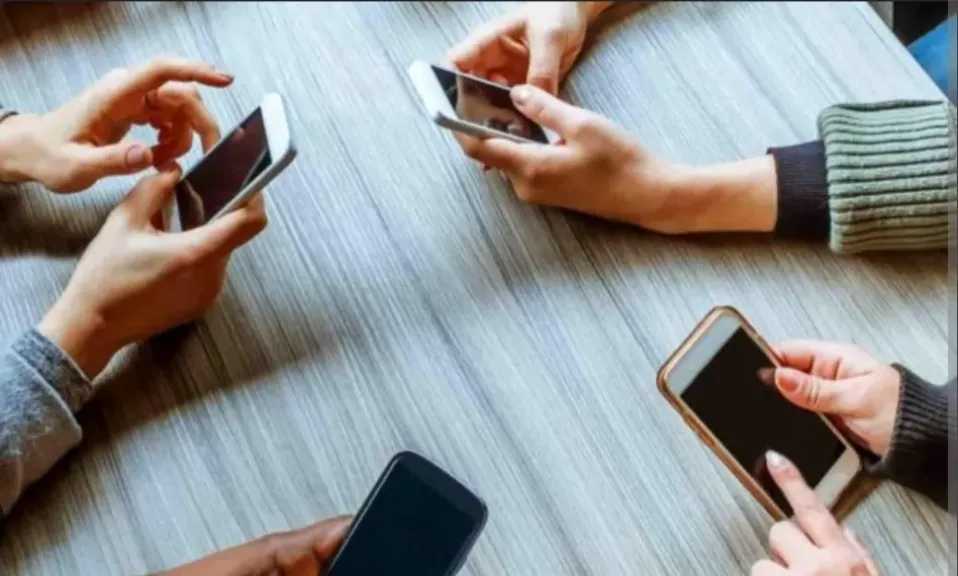 «القومي للاتصالات»: توطين صناعة الهواتف في مصر وفر أكثر من 50 مليار جنيه العام الماضي