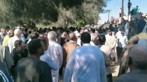 تشييع جثمان الفنان عبدالعزيز مخيون إلى مثواه الأخير... تشييع جثمان الفنان عبدالعزيز مخيون إلى مثواه الأخير بمقابر العائلة في أبو حمص