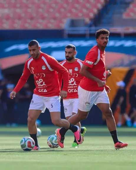 ياسر ريان: «مواجهة إيران أصعب على مصر من بلجيكا»