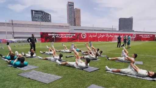 إيران تغلق أبوابها قبل مواجهة مصر.. تدريبات سرية... إيران تغلق أبوابها قبل مواجهة مصر.. تدريبات سرية وأزمة تأشيرات تربك استعدادات المونديال