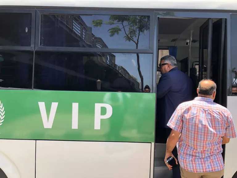محافظ الدقهلية يتابع انتظام عمل منظومة ”مواصلات المنصورة” الجديدة بخدمة VIP مميزة