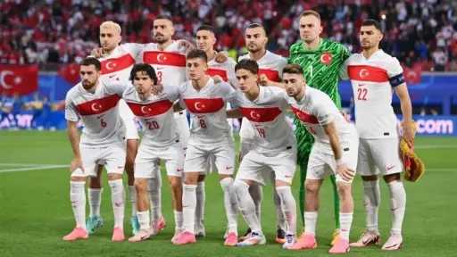 قبل مواجهة أستراليا.. سويونجو يشعل الجدل داخل معسكر... قبل مواجهة أستراليا.. سويونجو يشعل الجدل داخل معسكر تركيا في كأس العالم 2026