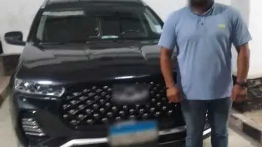 الداخلية تكشف ملابسات سير سيارة ملاكي عكس الاتجاه بالقاهرة وضبط قائدها
