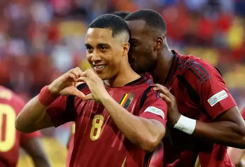 قائد بلجيكا: «مصر تملك لاعبين مميزين.. ودوري نقل تعليمات المدرب داخل الملعب»