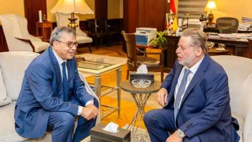 محافظ البنك المركزي يبحث مع نظيره التونسي التعاون... محافظ البنك المركزي يبحث مع نظيره التونسي التعاون المشترك بين الجانبين