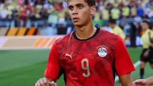 مصطفى يونس: «حمزة عبدالكريم إنجاز لحسام حسن.. وسيكون... مصطفى يونس: «حمزة عبدالكريم إنجاز لحسام حسن.. وسيكون أحد أساطير العالم»
