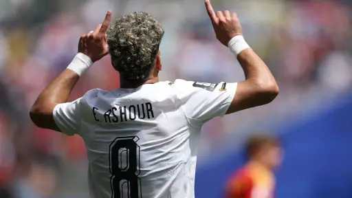 إمام عاشور يكتب التاريخ ويصبح رابع لاعب مصري... إمام عاشور يكتب التاريخ ويصبح رابع لاعب مصري يسجل في كأس العالم