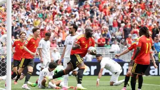 منتخب مصر يخطف تعادلًا مثيرًا 1-1 أمام بلجيكا... منتخب مصر يخطف تعادلًا مثيرًا 1-1 أمام بلجيكا في افتتاح مشواره بكأس العالم 2026