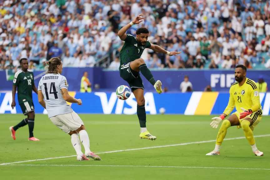 عاجل| منتخب السعودية يسقط في التعادل مع أوروجواي بموقعة كأس العالم.. فيديو