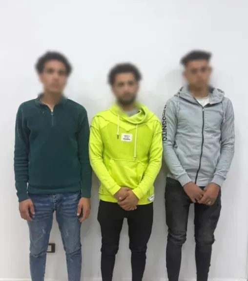 المتهمين 