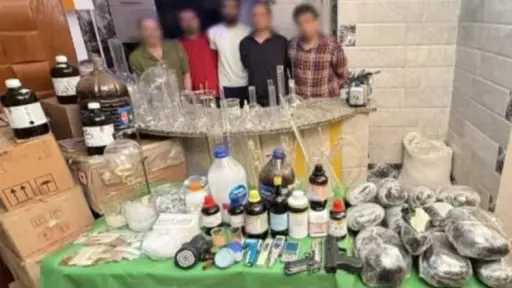 ضبط تشكيل عصابي بحوزته مخدرات بـ250 مليون جنيه... ضبط تشكيل عصابي بحوزته مخدرات بـ250 مليون جنيه في الإسكندرية