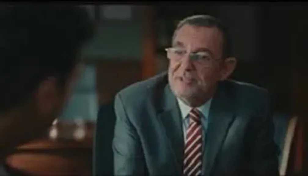 صبا مبارك تنعى الفنان الراحل محمد مرزبان