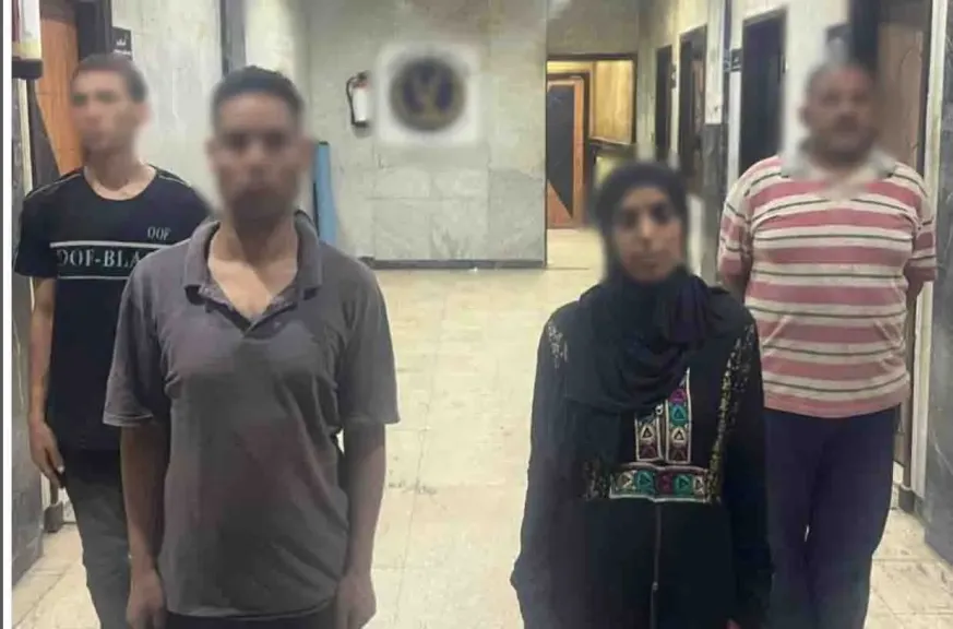 المتهمين 