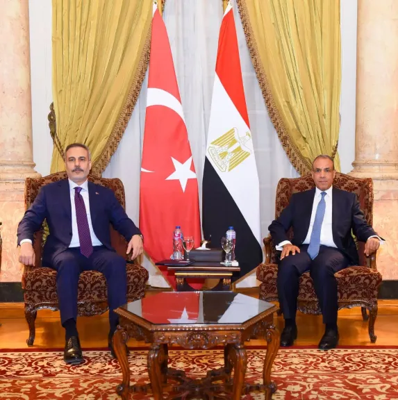 وزير الخارجية ونظيره التركي