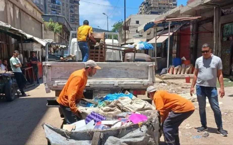 شن حملات للقضاء على ظاهرة النباشين في الإسكندرية.. وضبط أطنان من المفروزات بـ3 أحياء