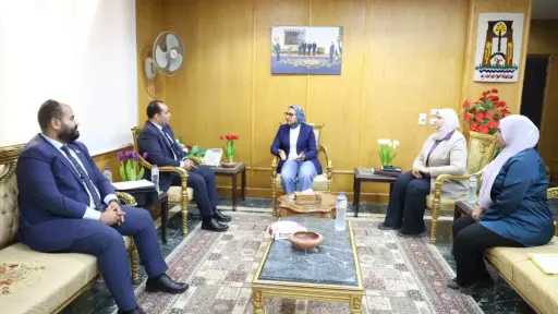 محافظ الوادي الجديد تبحث إنشاء أول مدرسة خاصة... محافظ الوادي الجديد تبحث إنشاء أول مدرسة خاصة دولية