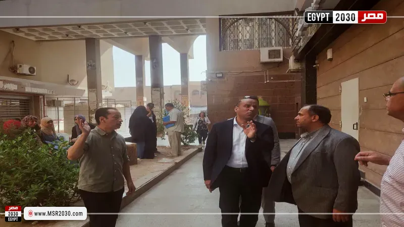 جانب من جولة وزير العمل منطقة عمل العاشر من رمضان