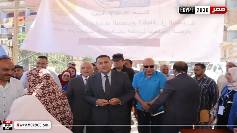 جانب من جولة محافظ القليوبية