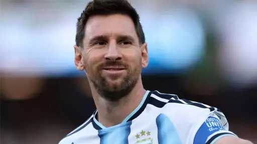 فيفا يكشف قائمة اللاعبين الأعلى تقييمًا في كأس... فيفا يكشف قائمة اللاعبين الأعلى تقييمًا في كأس العالم 2026.. وميسي يتراجع للمركز الثاني