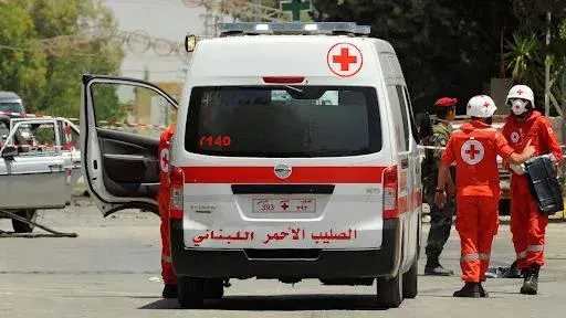 االصليب الأحمر اللبناني: نوفر الطعام والخدمات الطبية للنازحين في رحلة عودتهم لمنازلهم